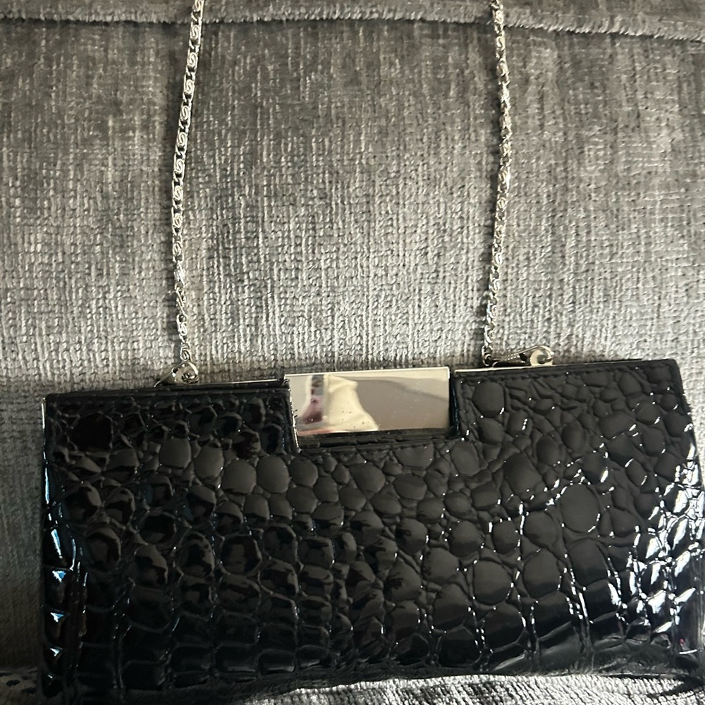 Glossy Black Crocodile Pattern Clutch with Silver Chain